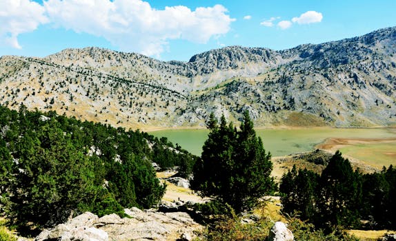 Prečo sú Moderné Šperky Hitom? Objavte Ich Tajomstvo!